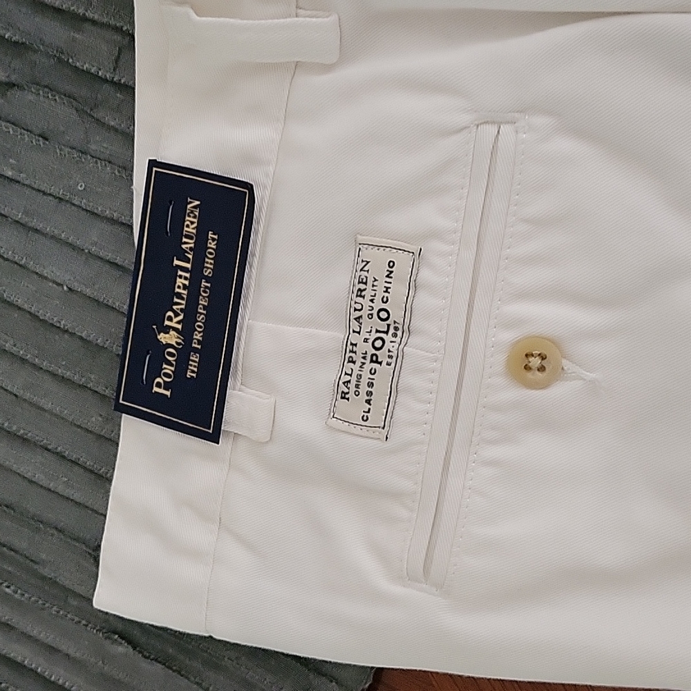Iconic Polo Ralph Lauren Men's Shorts. 100% cotton. Waist size 35